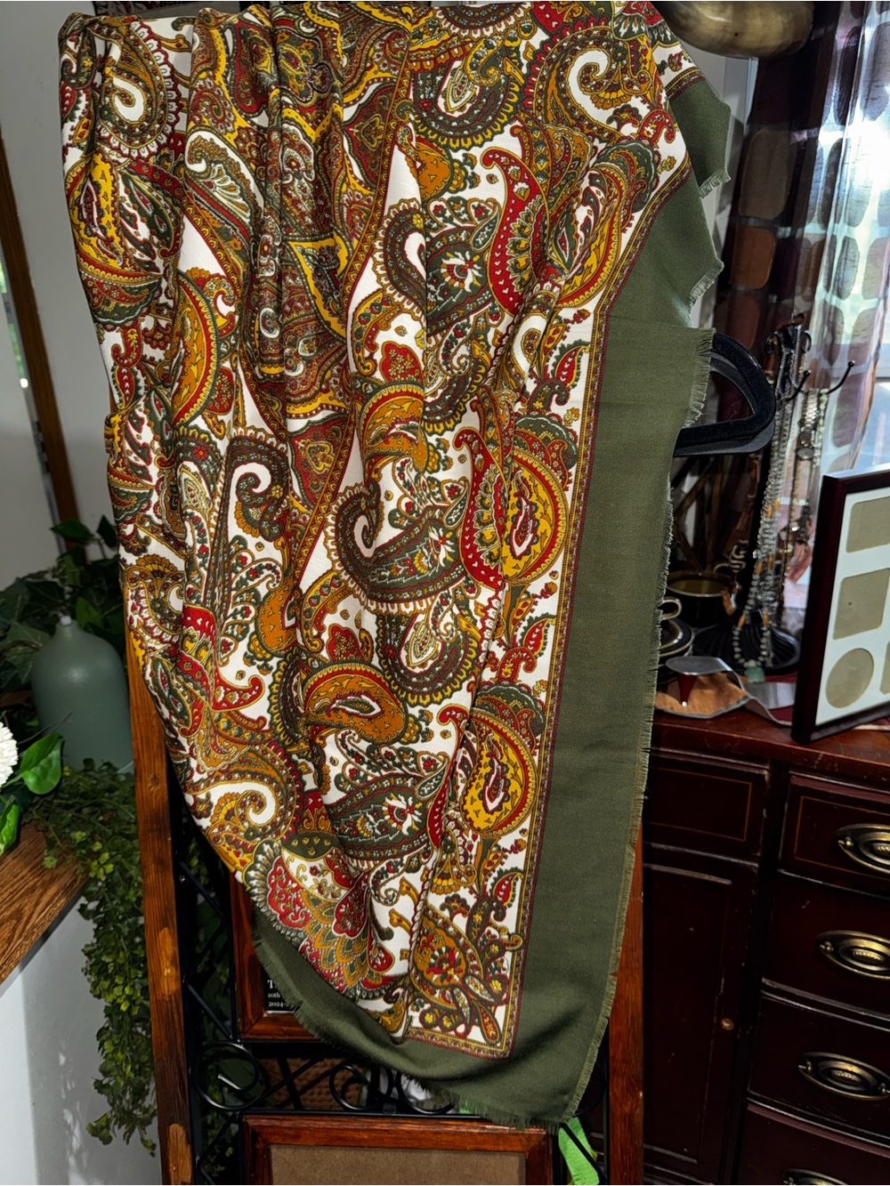 Vintage Elaine Gold 44" oversized square scarf